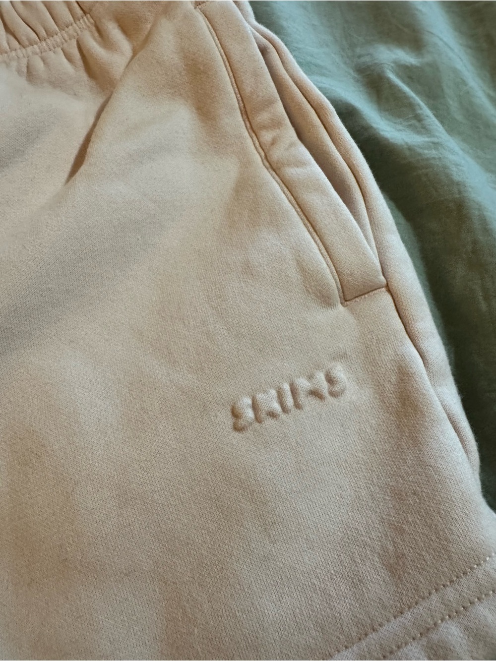 Skims fleece lounge Shorts Baby pink size ladies small - Picture 2 of 4